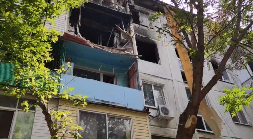 Астраханцы, пострадавшие от взрыва газа в жилом доме, смогут вернуться в квартиры