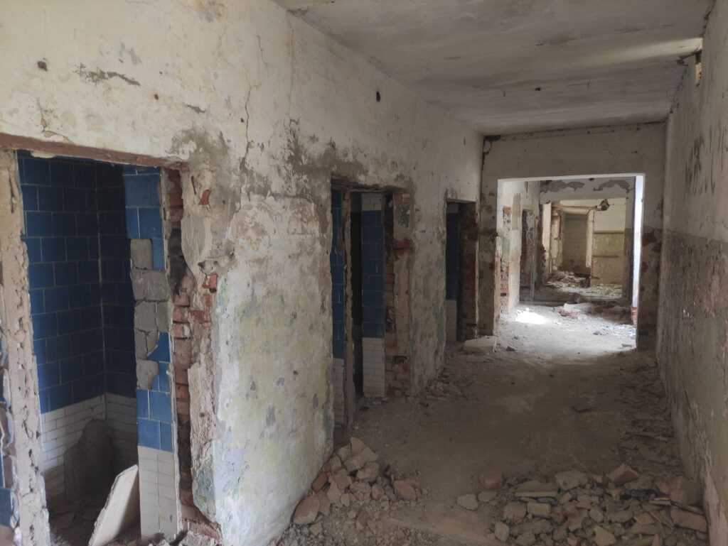 «Тинаки-1». Заброшенный старейший санаторий Астраханской области — фото 13