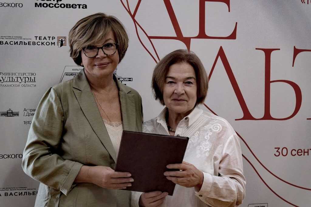Астраханский драматический театр сотрудничает с Азербайджанским