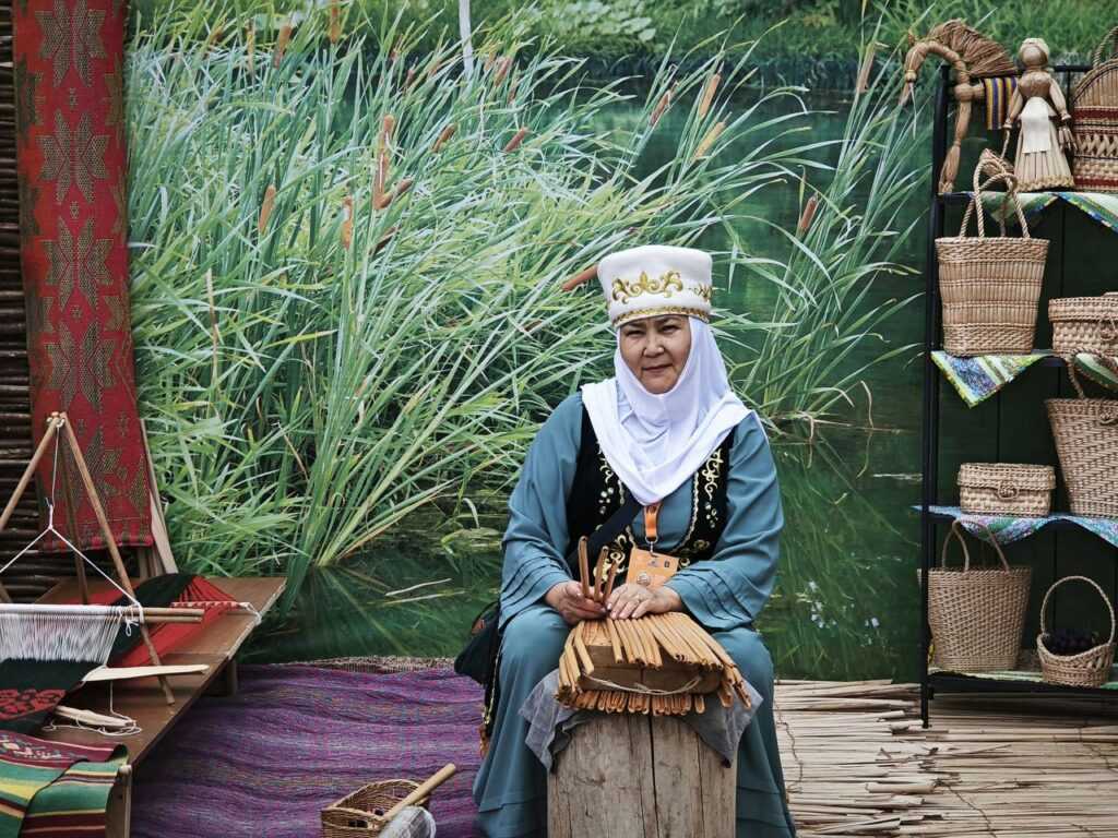 На международной выставке будет выставка изделий Астраханских умельцев — фото 1