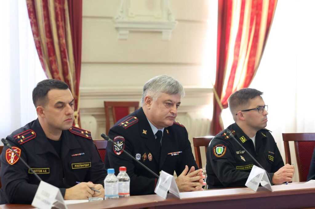 За эффективную работу астраханским дружинникам повысят выплаты — фото 3