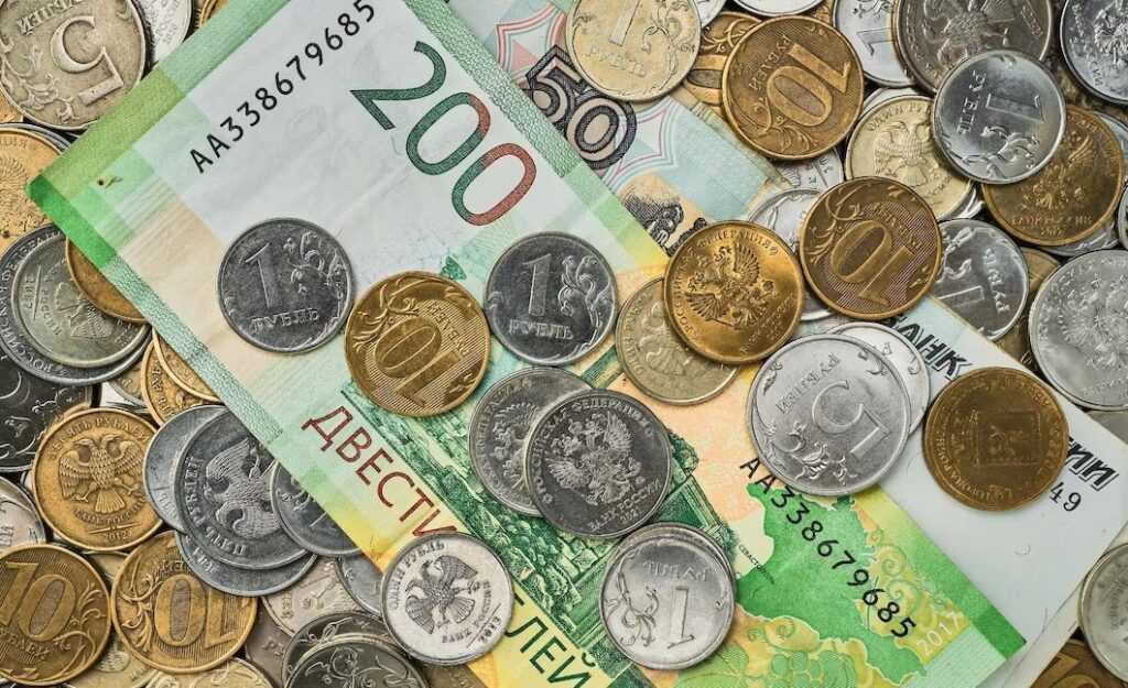8,4% астраханцев зарабатывают от 100 тысяч в месяц
