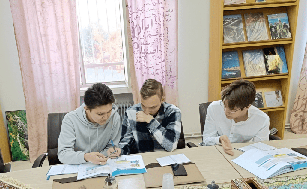 Астраханские школьники смогли пройти стажировку в Иране