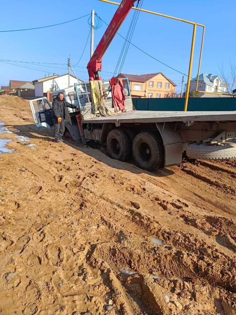 В Астраханской области из-за отсутствия дороги стало невозможно добраться до детсада — фото 2