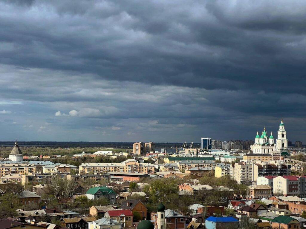 Население в Астраханской области продолжает сокращаться