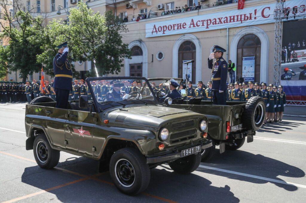 Как в Астраханской области прошел Парад Победы — фото 6