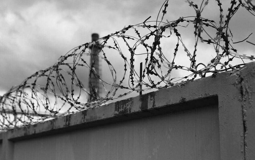 В Волгоградской исправительной колонии террористы захватили заложников