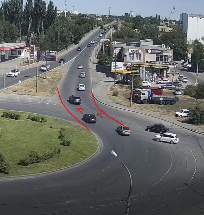 Новая разметка в Астрахани делает нарушителем каждого третьего водителя — фото 1