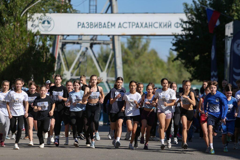  Астраханцев приглашают поучаствовать в «Кроссе нации 2024»