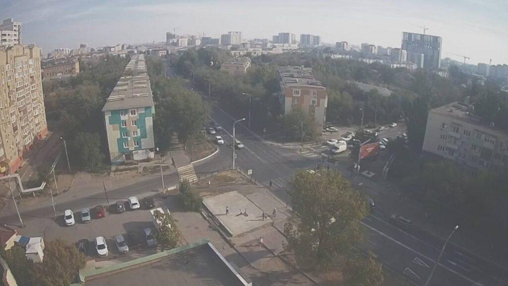 Астраханцы жалуются на запах гари в городе