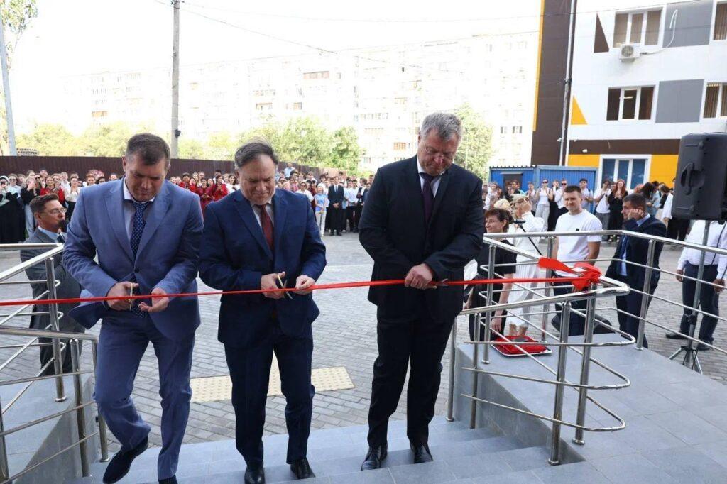 Для 900 астраханских студентов открыли два новых общежития — фото 5