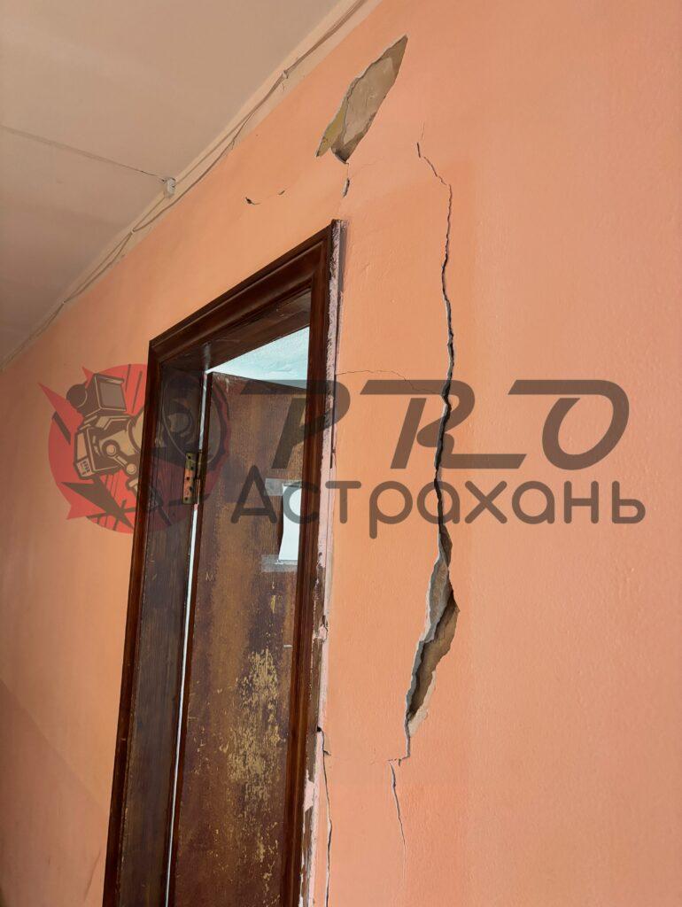 Астраханский госуниверситет тонет в мусоре, а его общежития рушатся — фото 8