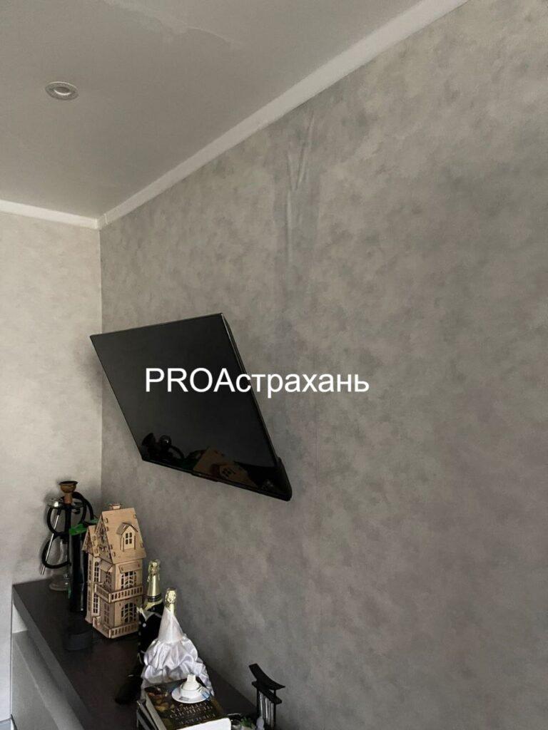 Из-за затянувшегося капремонта крыши в Астрахани затопило многоквартирный дом — фото 2