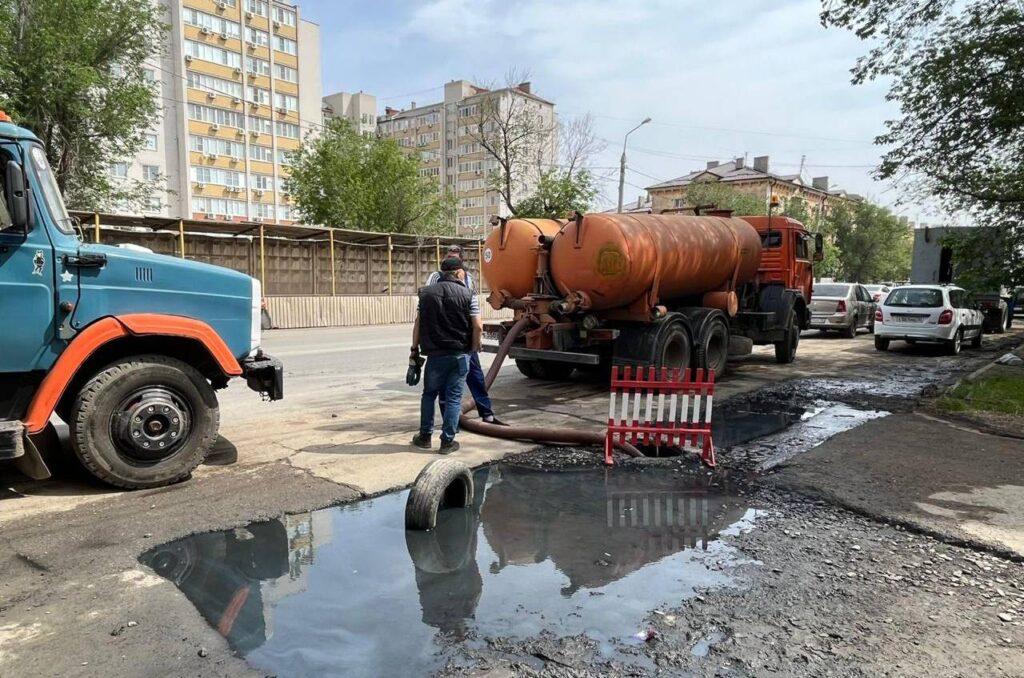 За 8 месяцев астраханские коммунальщики устранили почти 10 тысяч засоров