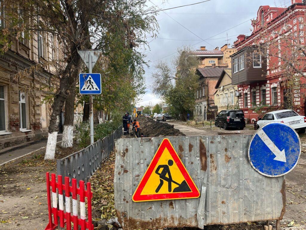 Водопровод в переулке Березовский в Астрахани заменят до укладки асфальта
