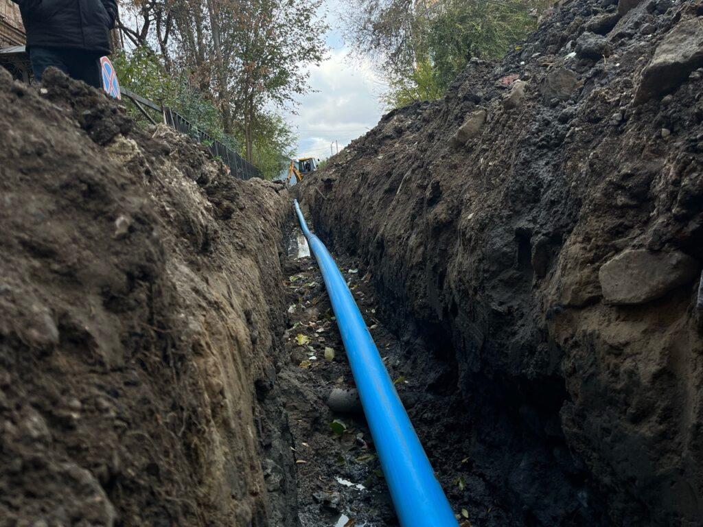Водопровод в переулке Березовский в Астрахани заменят до укладки асфальта — фото 2