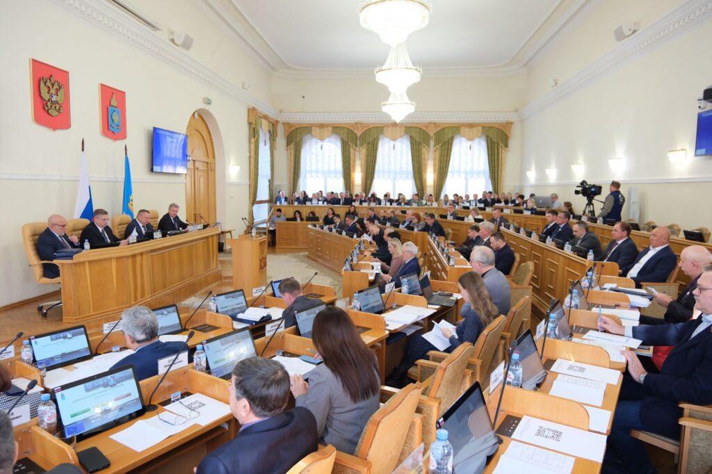 В 2025 году 48,8 млрд рублей из бюджета Астраханской области уйдут на социальную сферу