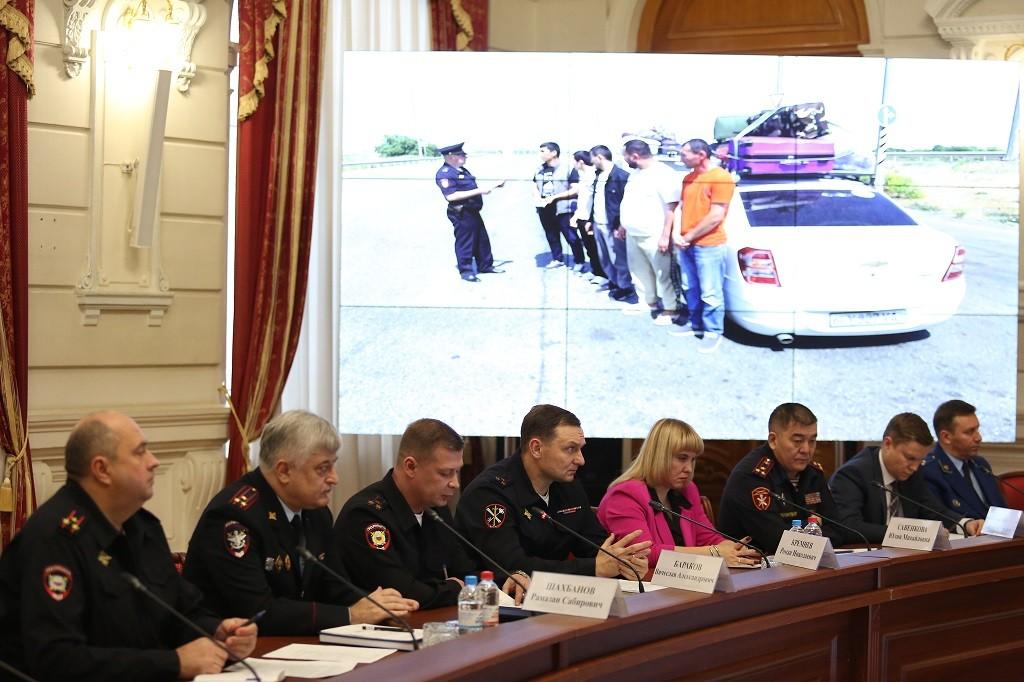 В Астраханской области мигранты стали чаще преступать закон