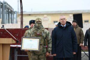 В Астрахани почтили память героев Отечества — фото 3