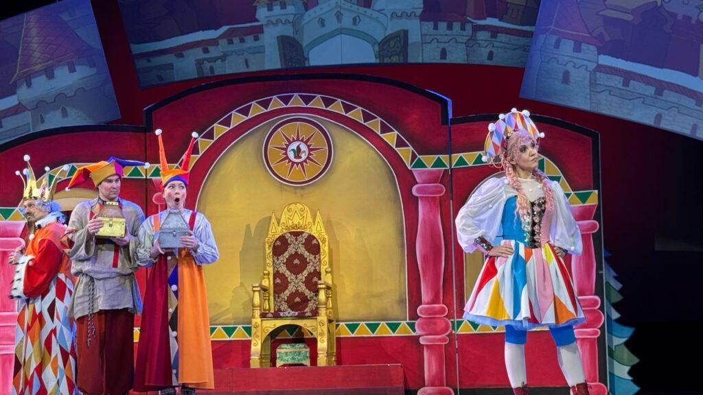 Юных астраханцев приглашают в ТЮЗ на новогодних каникулах