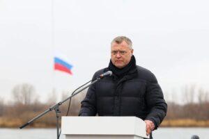 В Астрахани установили самый большой флагшток на Юге России (видео) — фото 1