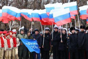 В Астрахани установили самый большой флагшток на Юге России (видео) — фото 2