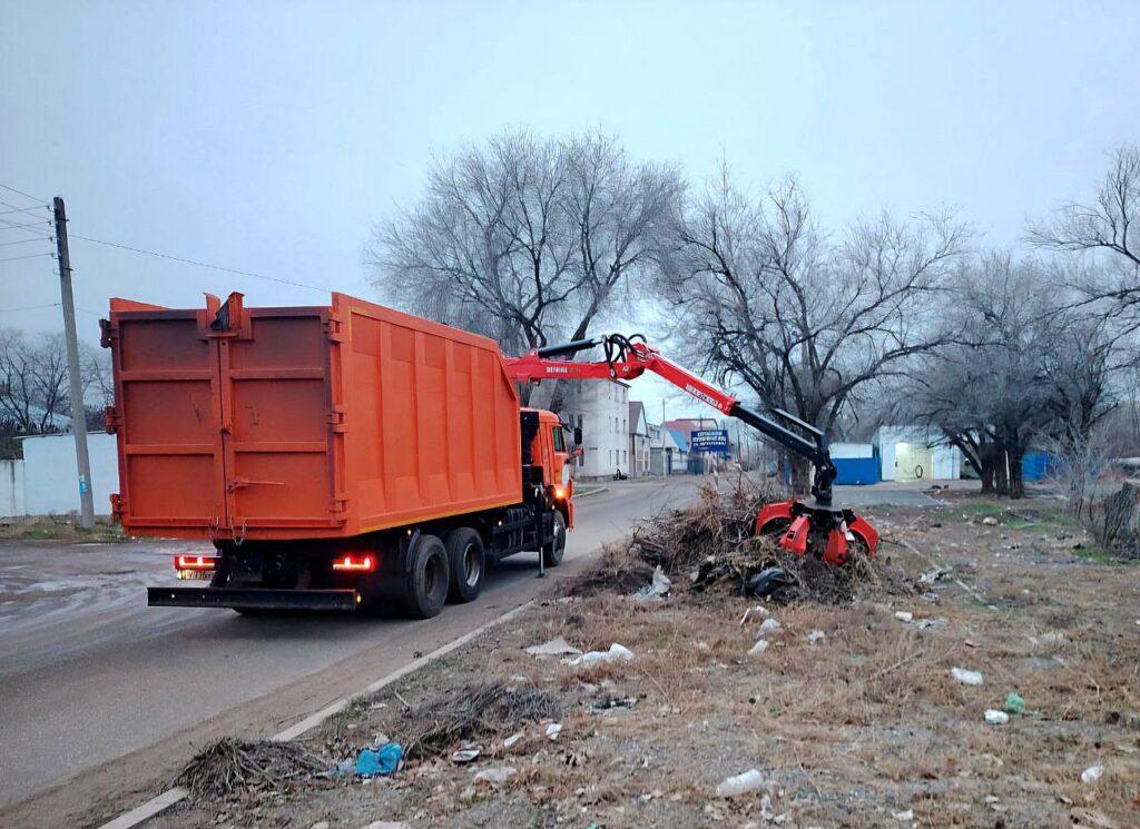 За три дня с городских свалок вывезли более 90 тонн мусора