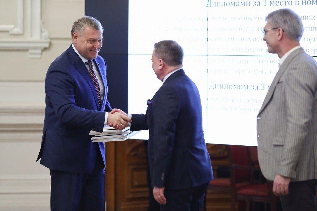 В Астраханской области зафиксировано снижение уровня безработицы — фото 1