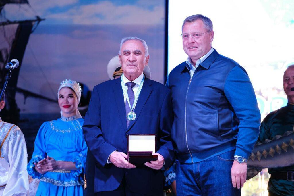 В Астрахани станет на 17 почетных граждан больше