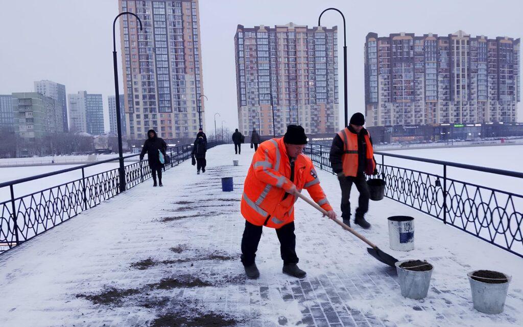 Астраханцы не понимают, почему с улиц города исчезли дворники