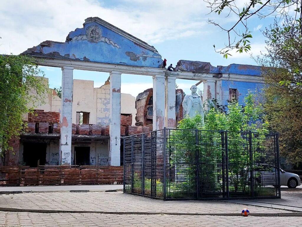 На месте бывшего астраханского дома культуры возводят очередной ЖК — фото 1