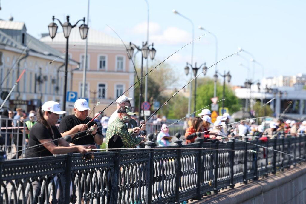 Главный рыбацкий фестиваль «Вобла-2025» в Астрахани прошел, но без воблы