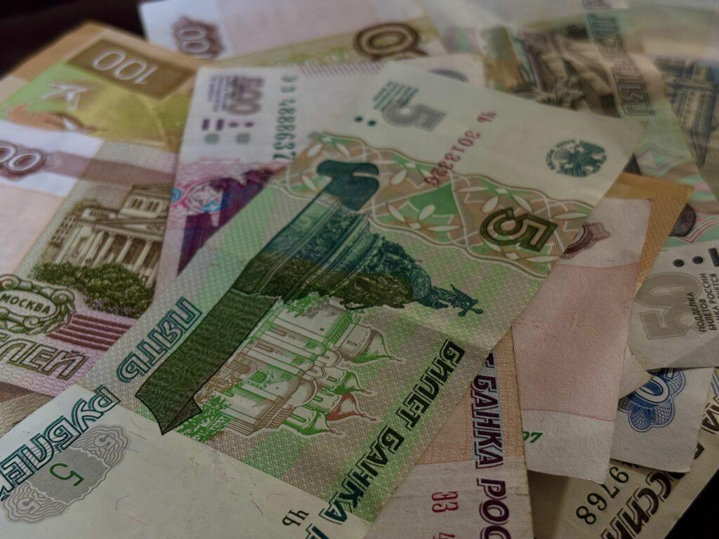 Нетрудоспособным астраханцам с начала года выплатили 416 миллионов рублей