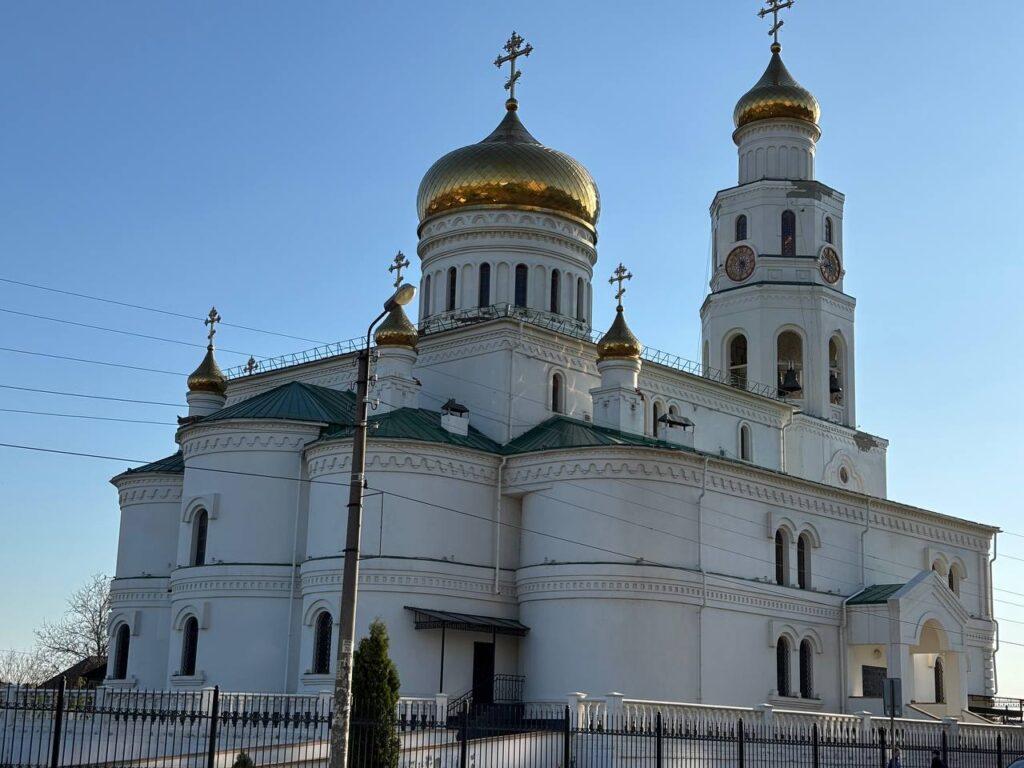 В 27 храмах Астрахани пройдут пасхальные богослужения