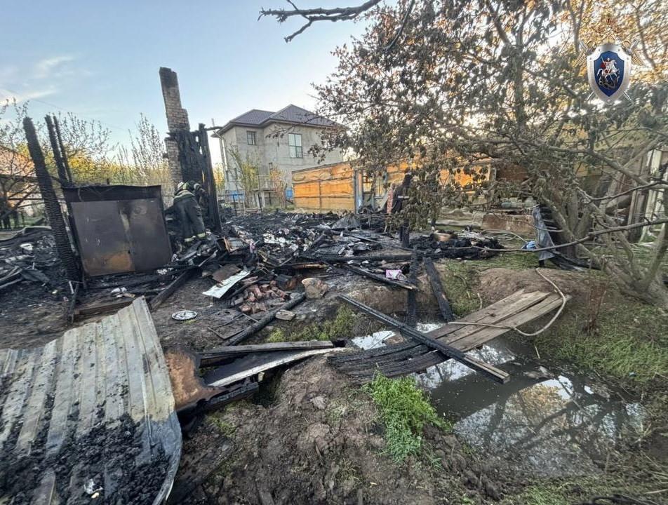 В Астрахани при пожаре погибло пять детей