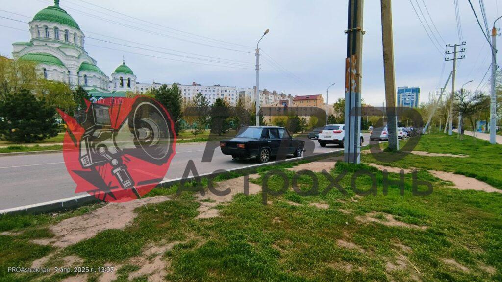 С улиц Астрахани наконец могут исчезнуть брошенные машины — фото 1