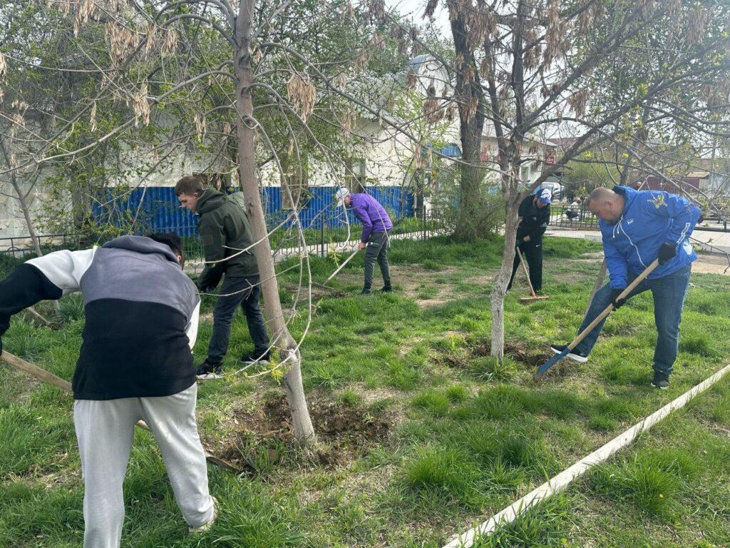 В благоустройстве Каспийской столицы принимает участие все больше астраханцев — фото 4