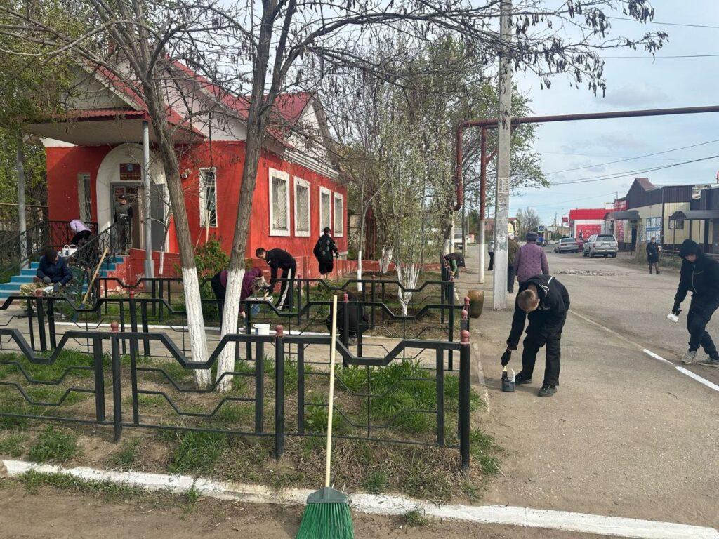 В благоустройстве Каспийской столицы принимает участие все больше астраханцев