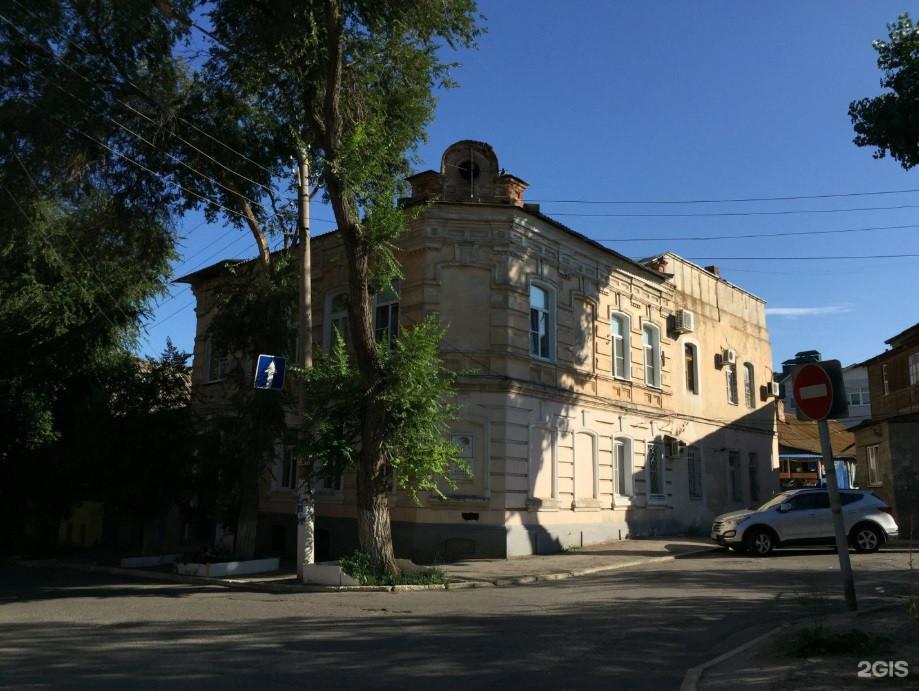 В Астрахани продают подвал с историческим прошлым — фото 1