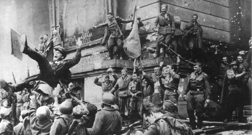 День Победы: как менялся главный праздник страны