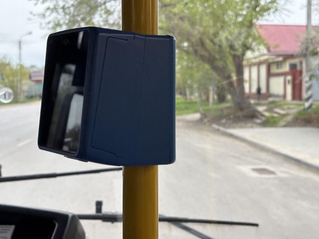 В Астрахани возможны перебои с безналичной оплатой проезда в автобусах