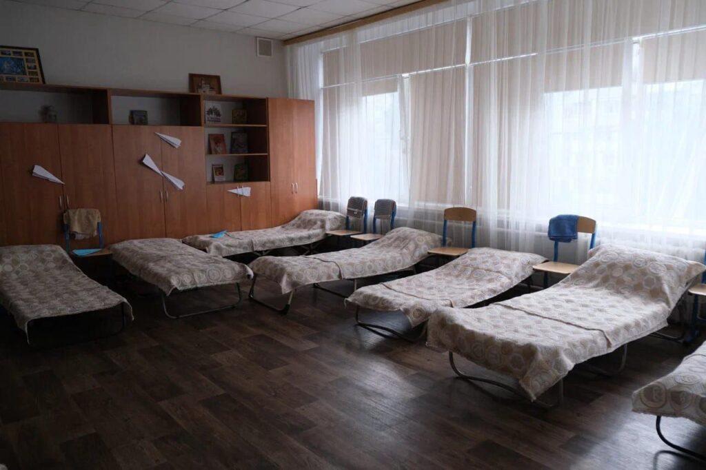 Астраханские школы преобразовались в детские лагеря