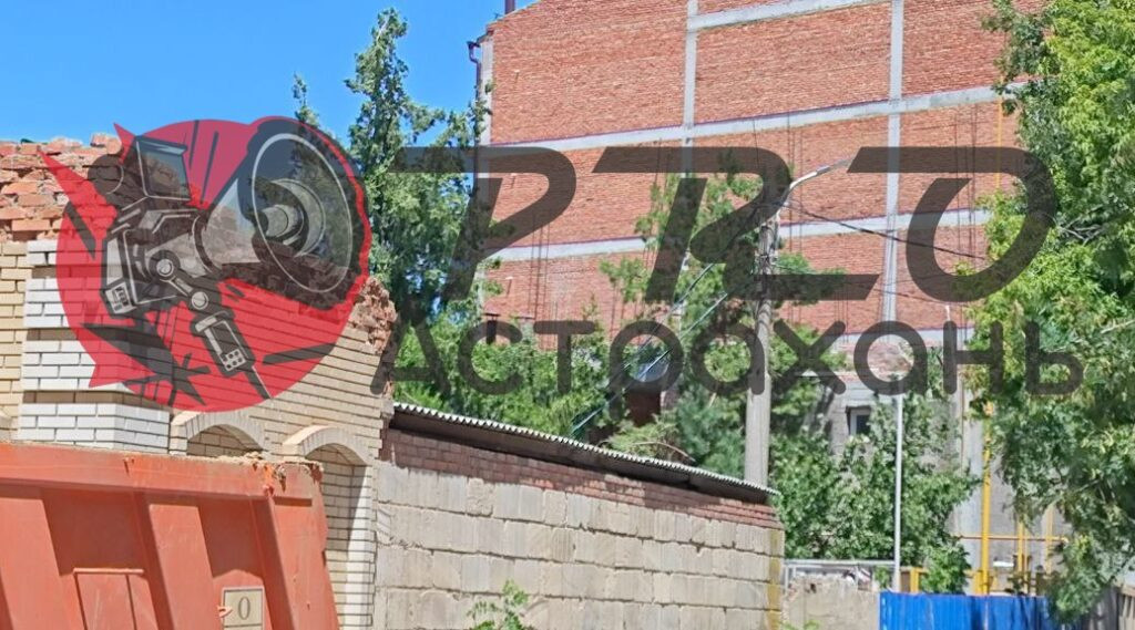 В Астрахани начали разбирать одну из старейших едален — фото 1