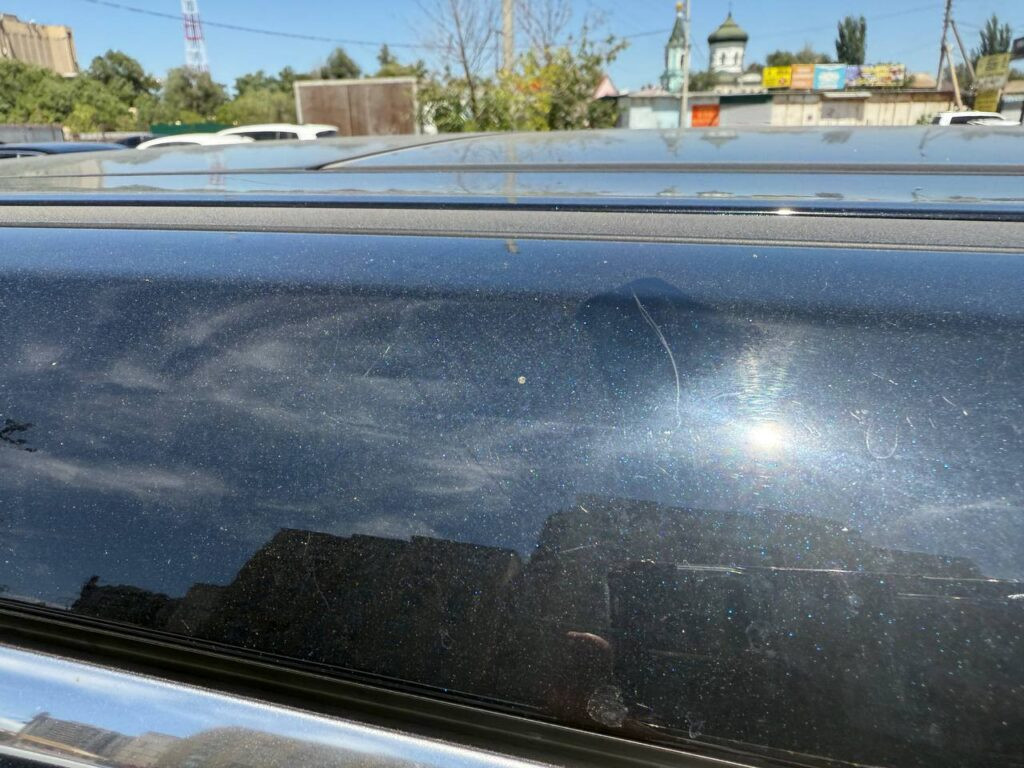 Астраханцы жалуются на порчу автомобилей соседскими голубями — фото 4
