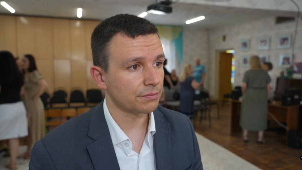 Работникам астраханского детдома «Капелька» вернут недоплаченную заработную плату