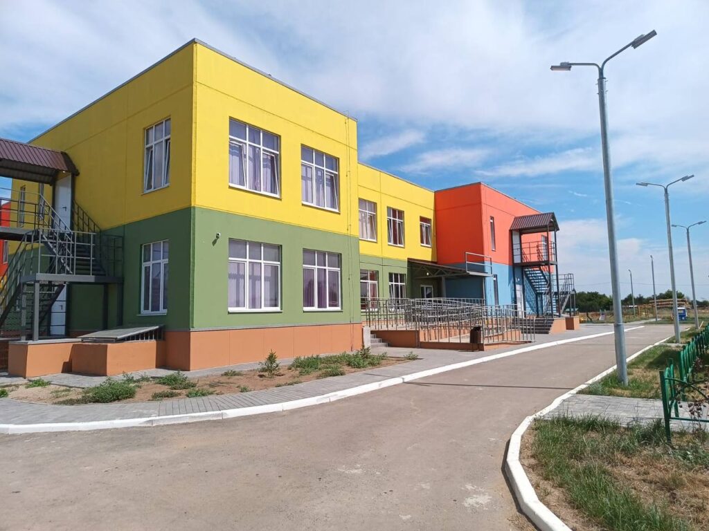 В Ахтубинске, несмотря ни на что, достроили новый детский сад — фото 1
