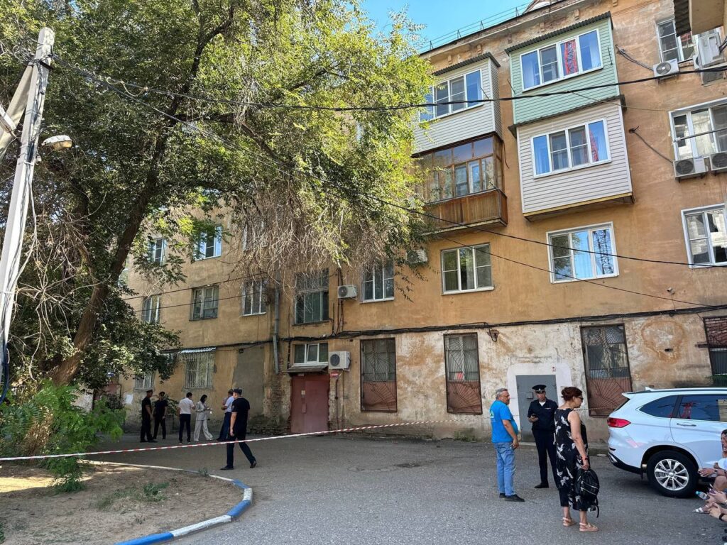 Астраханцы, эвакуированные из треснувшего дома, смогут вернутся в свои квартиры