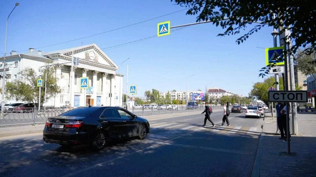 На астраханских дорогах наводят твердый «антиаварийный» порядок — фото 1