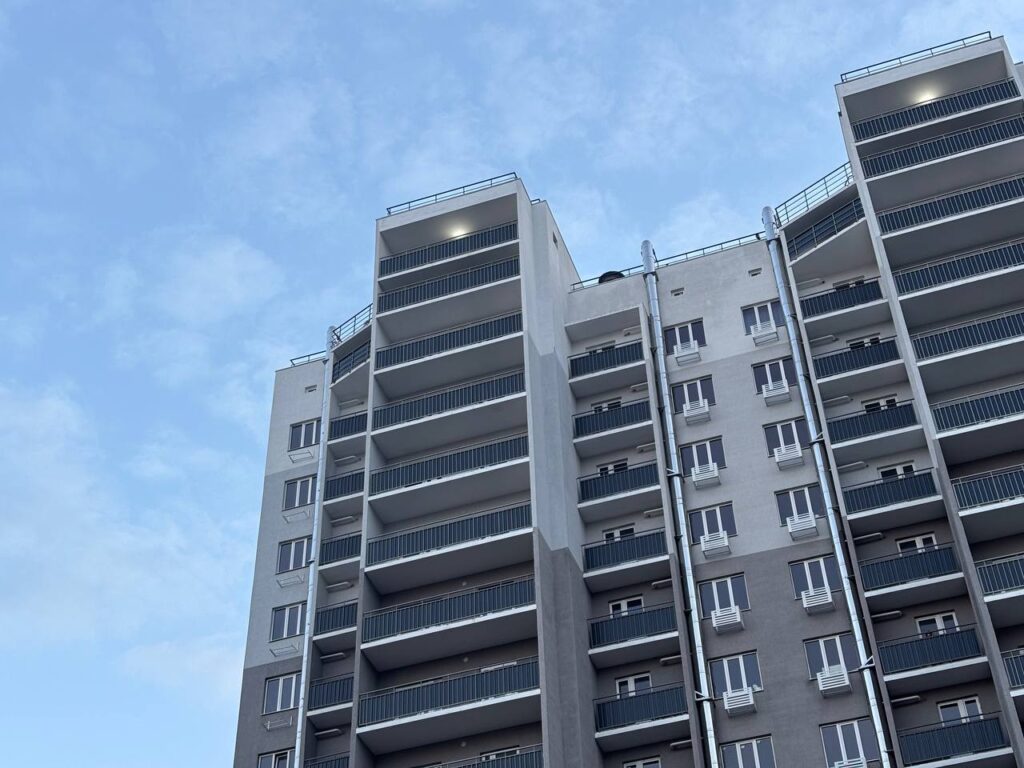 Мигрантов в России могут обязать предоставлять рекомендации от арендодателей