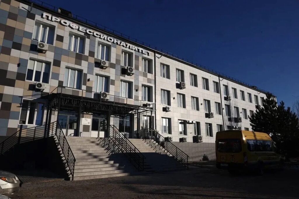 Сегодня в 738 школах и детсадах Астраханской области пройдут учения с участием силовиков